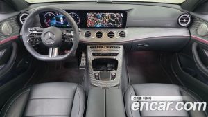 Mercedes-Benz E-Class E350 4MATIC AMG Line 2023 года из Южной Кореи