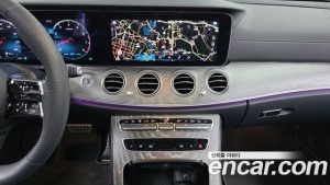 Mercedes-Benz E-Class E350 4MATIC AMG Line 2023 года из Южной Кореи