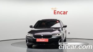 BMW 5-Series 520i Luxury 2023 года из Южной Кореи