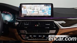BMW 5-Series 520i Luxury 2023 года из Южной Кореи