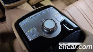 Genesis G80 Бензин 3.5 Turbo AWD 2025 года из Южной Кореи