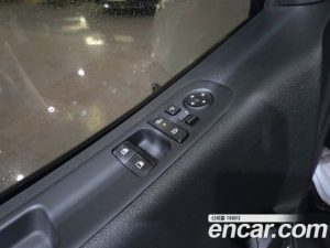 Hyundai Staria 4WD Tourer 11-Seater 2025 года из Южной Кореи