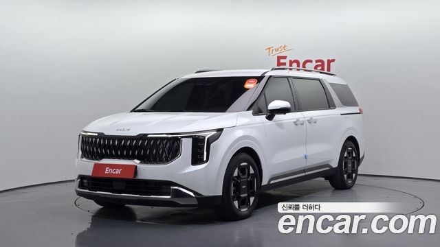 Kia Canival 7-Seater Signature 2025 года из Кореи