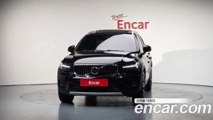 Volvo XC40 B4 Inscription 2022 года из Южной Кореи