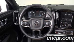 Volvo XC40 B4 Inscription 2022 года из Южной Кореи