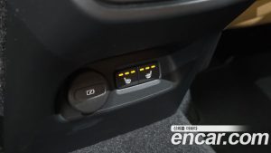 Volvo XC40 B4 Inscription 2022 года из Южной Кореи