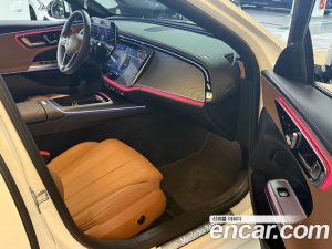Mercedes-Benz E-Class E200 Avantgarde 2025 года из Южной Кореи
