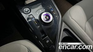 Kia Niro Signature 2025 года из Южной Кореи
