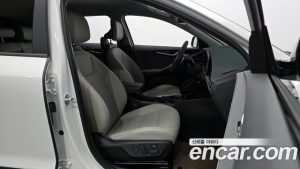 Kia Niro Signature 2025 года из Южной Кореи