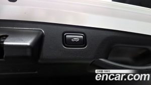 Kia Niro Signature 2025 года из Южной Кореи