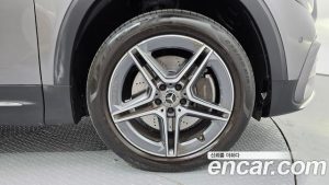 Mercedes-Benz GLB-Class GLB250 4MATIC 2024 года из Южной Кореи