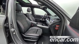 Mercedes-Benz GLB-Class GLB250 4MATIC 2024 года из Южной Кореи