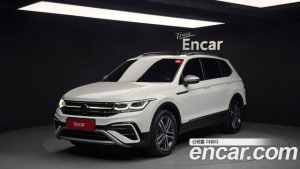 Volkswagen Tiguan 2.0 TSI Prestige 2023 года из Южной Кореи