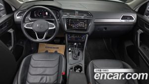 Volkswagen Tiguan 2.0 TSI Prestige 2023 года из Южной Кореи