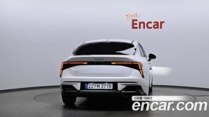 Kia K5 1.6 Turbo 2025 года из Южной Кореи