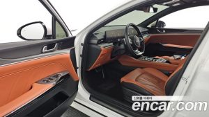 Kia K5 1.6 Turbo 2025 года из Южной Кореи