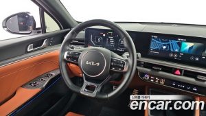 Kia K5 1.6 Turbo 2025 года из Южной Кореи