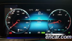 Mercedes-Benz CLS-Class CLS300d 4MATIC 2023 года из Южной Кореи