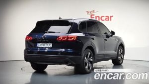 Volkswagen Touareg 3.0 TDI Premium 2023 года из Южной Кореи