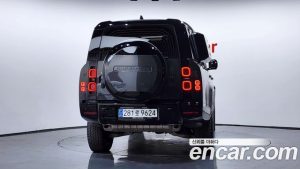 Land Rover Defender 130 P400 X- HSE 2024 года из Южной Кореи