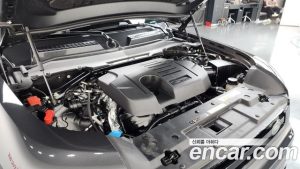 Land Rover Defender 130 P400 X- HSE 2024 года из Южной Кореи
