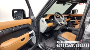 Land Rover Defender 130 P400 X- HSE 2024 года из Южной Кореи