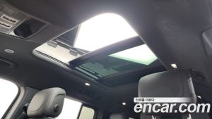 Land Rover Defender 130 P400 X- HSE 2024 года из Южной Кореи