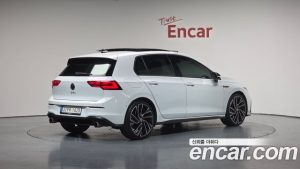 Volkswagen Golf 2.0 GTI 2022 года из Южной Кореи