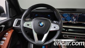 BMW X7 xDrive 40i Design Pure Excellence 7-Seater 2024 года из Южной Кореи