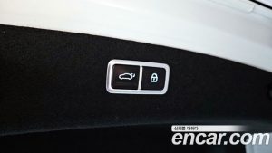 Genesis G80 Бензин 2.5 Turbo AWD 2025 года из Южной Кореи