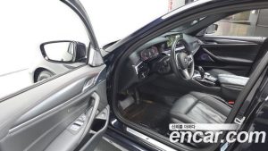 BMW 5-Series 520i M Sport 2023 года из Южной Кореи