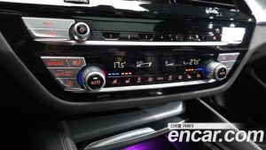 BMW 5-Series 520i M Sport 2023 года из Южной Кореи