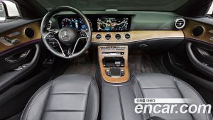 Mercedes-Benz E-Class E250 Exclusive 2023 года из Южной Кореи
