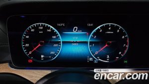 Mercedes-Benz E-Class E250 Exclusive 2023 года из Южной Кореи