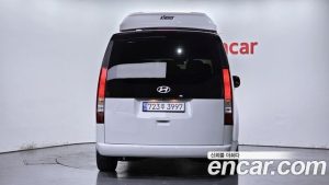 Hyundai Staria L3.5 Tourer 11-Seater 2025 года из Южной Кореи