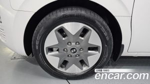 Hyundai Staria L3.5 Tourer 11-Seater 2025 года из Южной Кореи