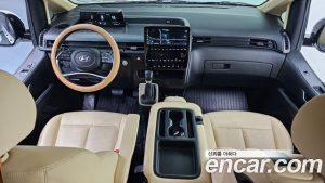 Hyundai Staria L3.5 Tourer 11-Seater 2025 года из Южной Кореи