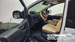 Hyundai Staria L3.5 Tourer 11-Seater 2025 года из Южной Кореи