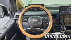 Hyundai Staria L3.5 Tourer 11-Seater 2025 года из Южной Кореи