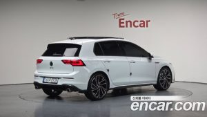 Volkswagen Golf 2.0 GTI 2024 года из Южной Кореи