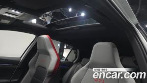 Volkswagen Golf 2.0 GTI 2024 года из Южной Кореи