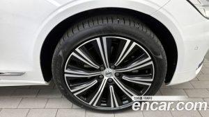 Volvo S90 B5 ULTIMATE Bright 2023 года из Южной Кореи
