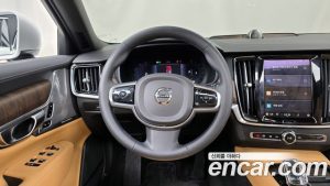 Volvo S90 B5 ULTIMATE Bright 2023 года из Южной Кореи