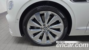 Bentley Flying Spur 4.0 2022 года из Южной Кореи