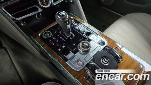 Bentley Flying Spur 4.0 2022 года из Южной Кореи