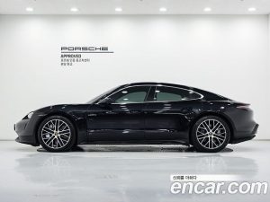 Porsche Taycan Base 2024 года из Южной Кореи