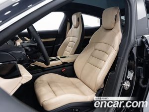 Porsche Taycan Base 2024 года из Южной Кореи