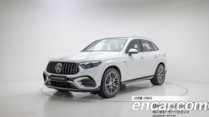 Mercedes-Benz GLC-Class AMG GLC43 4MATIC 2025 года из Южной Кореи