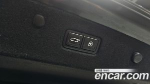 Kia K8 Signature Black 2025 года из Южной Кореи
