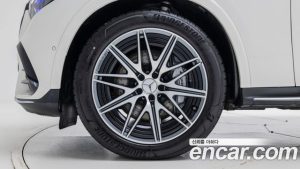 Mercedes-Benz GLC-Class AMG GLC43 4MATIC 2025 года из Южной Кореи